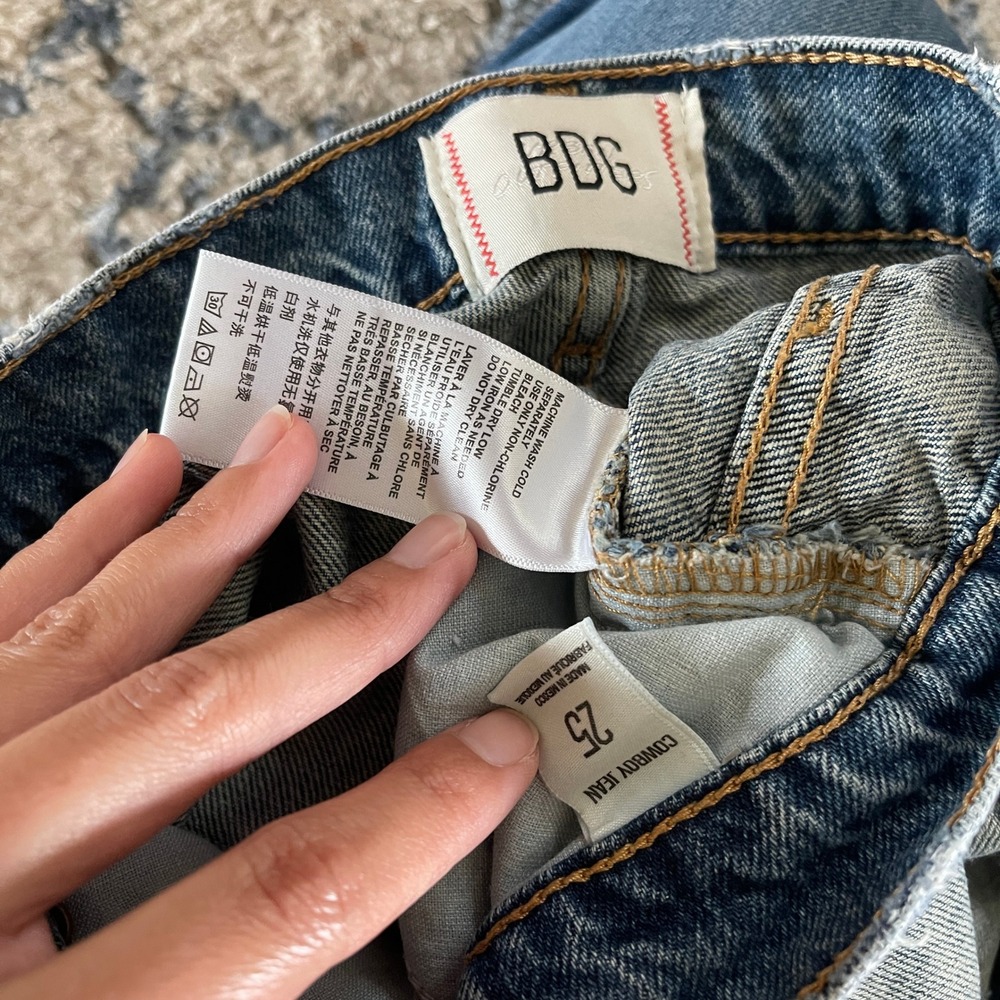 BDG Cowboy Jean‎ Light Wash Distressed High Rise Straight Leg Blue Denim Size 25 - Picture 8 of 8